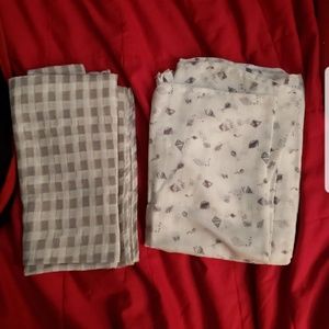 Versatile baby blankets